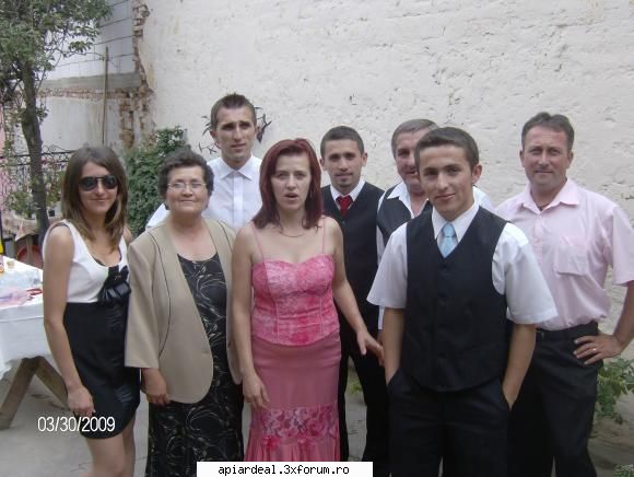 eu cu familia mea(mai in fata fiind cel mai mic.... sa vorbim despre romania actuala si cea din