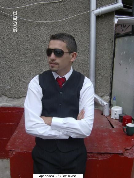 poze cu care agata fete fraimio :rotfl: sa vorbim despre romania actuala si cea din viitorul