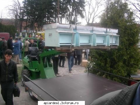 2 poze de la faget... - cam asa ceva ar trebui sa aiba toti care fac - POZE SI VIDEO