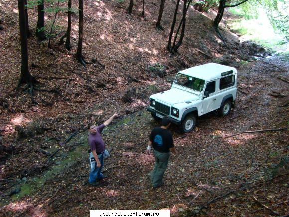 nea nelu cam asta ar fi masina potrivita pt tine ce zici iti place 4x4 ce ziceti