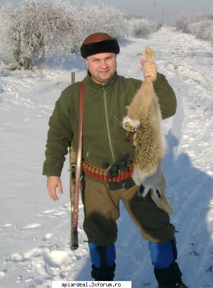 Florin - Astazi la iepuri, prin viile Bolotestiului de sub - Hobby-uri