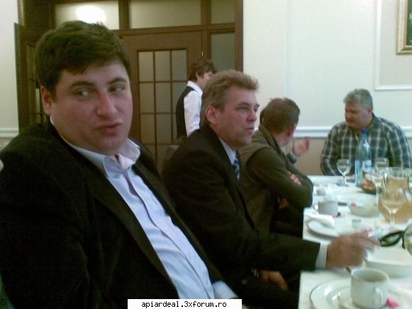 Jurnal apicol - Am fost aproape pt. ca altfel mafia ne asteapta - INTRETINEREA ALBINELOR