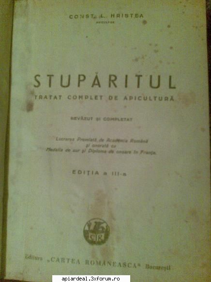 Jurnal apicol - Azi am intrat in posesia a doua carti de - INTRETINEREA ALBINELOR