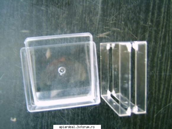 Minere pentru stupi - Este o rama din plastic formata din 2parti care - VANZARI