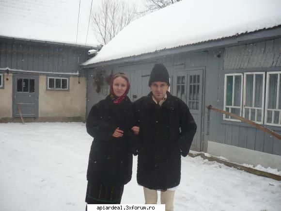 Muzica populara din Bucovina - Si subsemnatul cu sotia... de Craciun - AICI PUTETI POSTA ORICE...