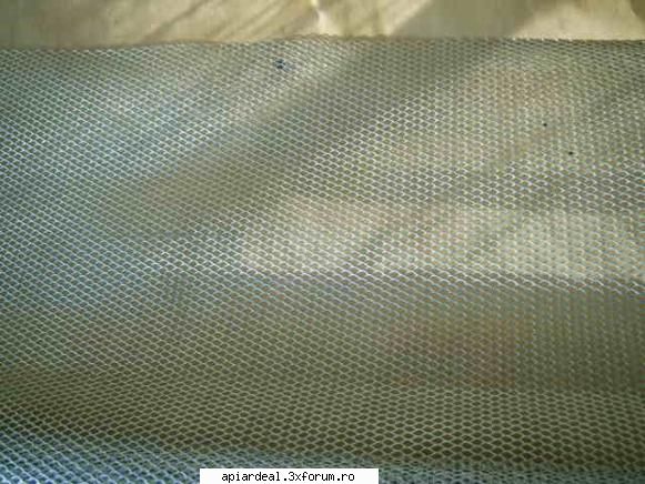 Plasa din aluminiu perforat pentru aerisire sau fund antivaroua,polen - Vand plasa din aluminiu - VANZARI