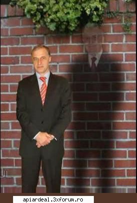 Romania in haos politic - Umbra... umbrei - AICI PUTETI POSTA ORICE...