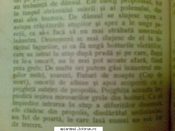 Texte -mostenire de la V. Harnaj - Cartea este scrisa de nicolaescu si Stoinescu - INTRETINEREA ALBINELOR