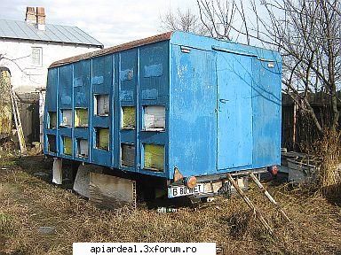 Vand rulota tip pavilion apicol, familii albine si ARO - Anunt inca valabil. Imagini - VANZARI
