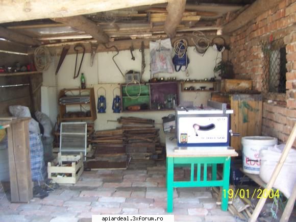 buna - atelieru meu unde stau acu an barateaz - AICI PUTETI POSTA ORICE...