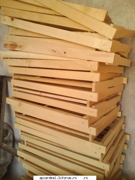 confectionez si vand echipament apicol - rame incheiate-1,3 lei buc.(indiferent de tip) - VANZARI