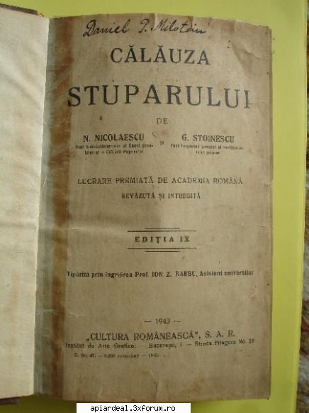din istoria revistelor apicole - si o carte din vremea in care pana si academia - REVISTE & CARTI