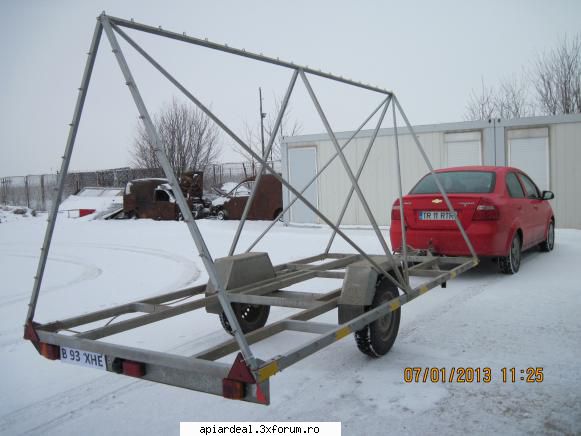remorca....12 stupi - Asta iti place? 1500e, din 2008. Dimensiuni - CUMPARARI