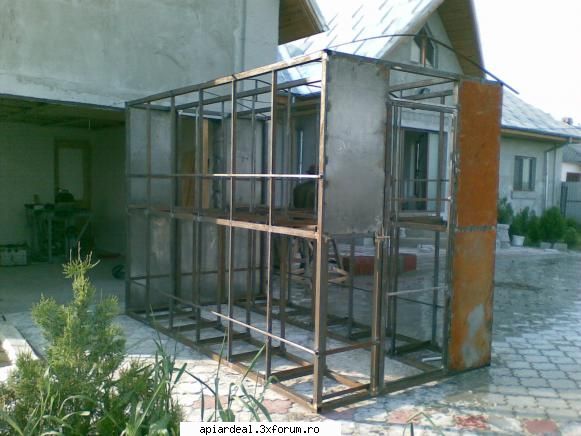 remorcute - pavilionul meu in constructie - STUPARIT PASTORAL