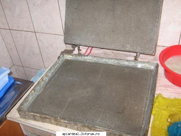 stupii mei - Si presa din beton veche de cand lumea pe care ma - POZE SI VIDEO