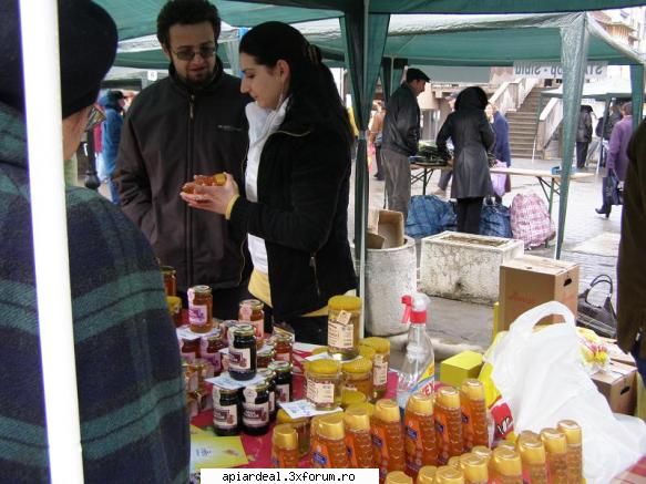 targul apicol blaj 2009 - Desi nu am participat la targul de la Blaj prin - INTALNIRI