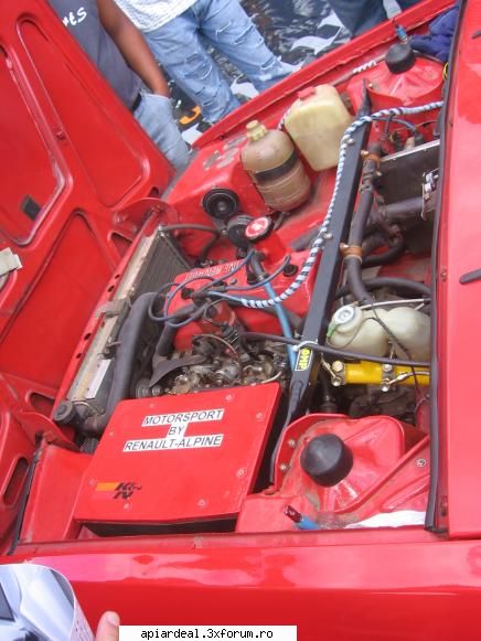 tuning - motor de R5 alpine cu 2 carburatoare weber - Hobby-uri