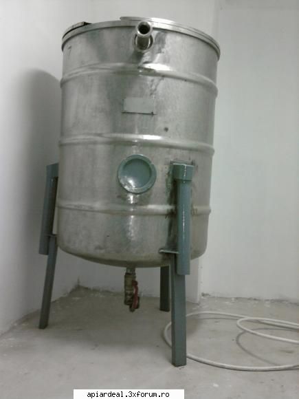 vand linie ambalat miere - bazin de filtrare - VANZARI