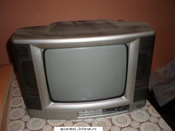 vind tv alb negru 12v si 220 marca sony tel 0727220217 100 ron vindtv